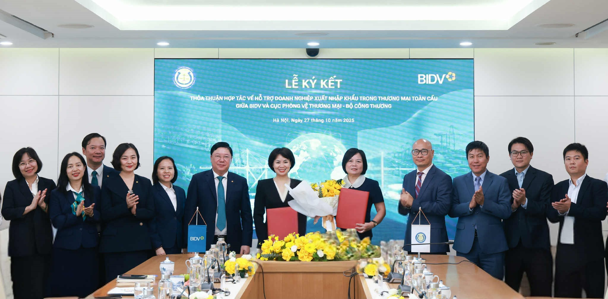 Cục Phòng vệ thương mại và Ngân hàng TMCP Đầu tư và Phát triển Việt Nam (BIDV) ký kết thỏa thuận hợp tác nhằm hỗ trợ doanh nghiệp xuất nhập khẩu trong thương mại toàn cầu