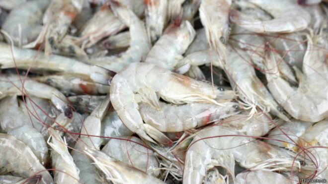 Uỷ ban Thương mại quốc tế Hoa Kỳ (ITC) ra thông báo về việc tiến hành rà soát hoàng hôn đối với lệnh áp thuế chống bán phá giá sản phẩm tôm nước ấm đông lạnh của Việt Nam